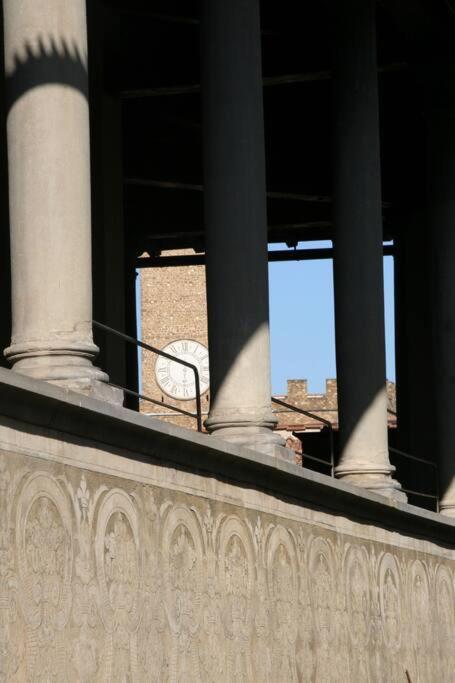Dreaming Apartment In An Ancient Tower Florens Exteriör bild
