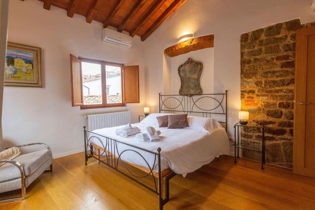 Dreaming Apartment In An Ancient Tower Florens Exteriör bild